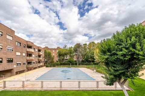 Apartment for sale in Pozuelo de Alarcon, Madrid, Spain 4 bedrooms, 201 sq.m. No. 61386 - photo 21
