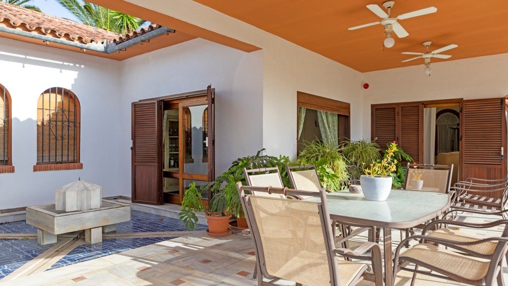 Villa in El Bosque, Cadiz, Spanien 5 Schlafzimmer, 320 m2 Nr. 3256