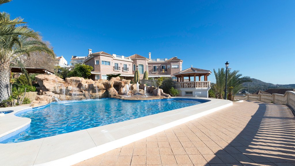 Villa in Malaga, Spanien 6 Schlafzimmer, 2148 m2 Nr. 3651