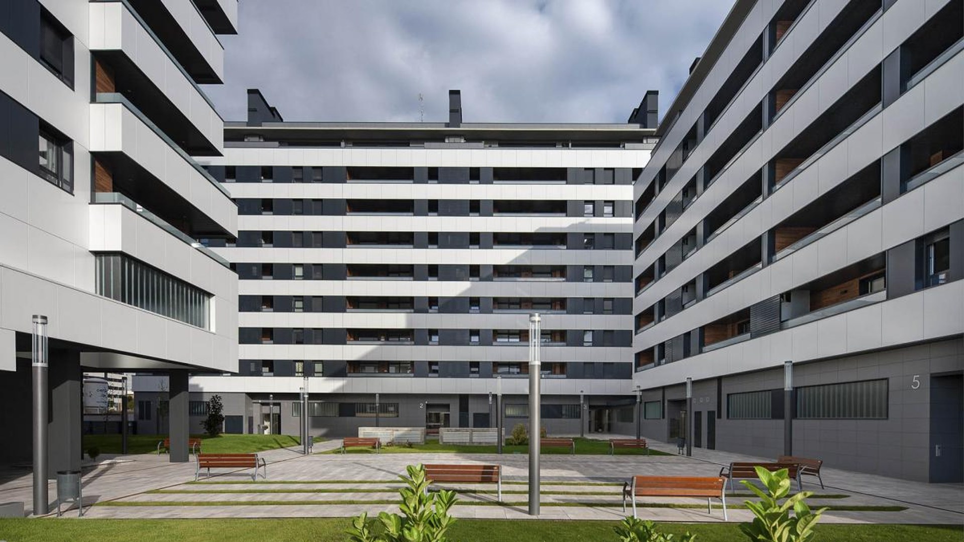 Жилой комплекс Lezcairu 360 в Памплона, Наварра, Испания №62463