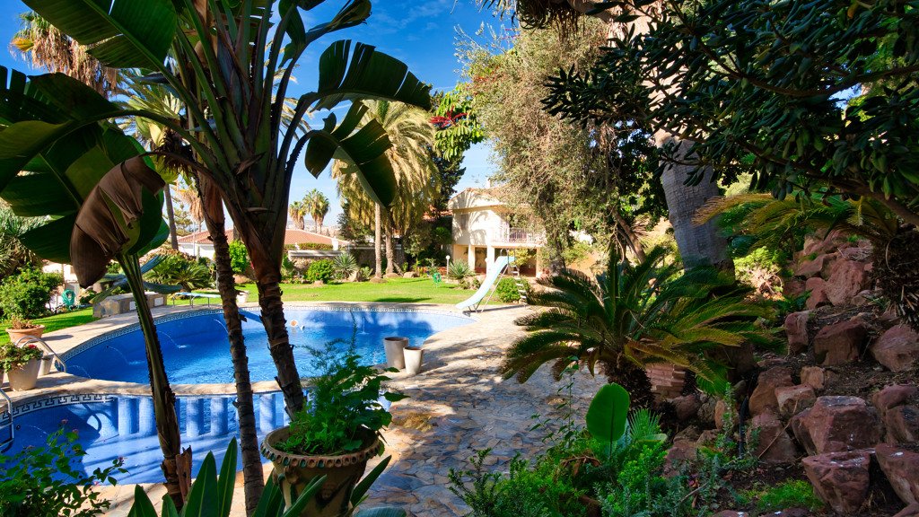 Villa a Torre de Benagalbon, Malaga, Spagna 8 camere da letto, 683 mq. N° 62296