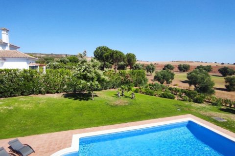 Villa for sale in Cadiz, Spain 6 bedrooms, 435 sq.m. No. 61980 - photo 2