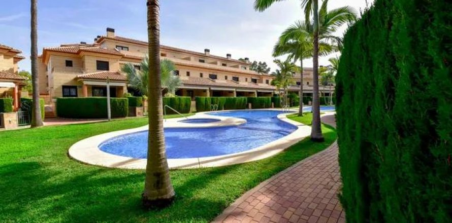 Villa in Javea, Alicante, Spain 4 bedrooms, 305 sq.m. No. 62535