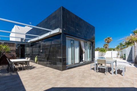Villa for sale Conil de la Frontera, Cadiz, Spain 6 bedrooms, 671.63 sq.m. No. 62355 - photo 11