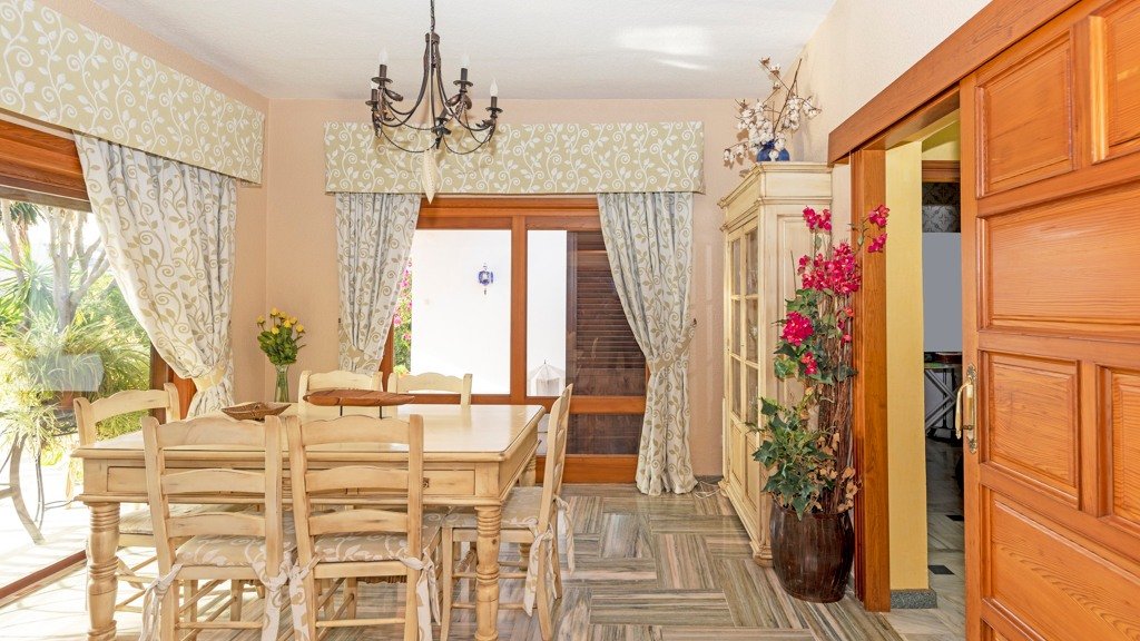 Villa in El Bosque, Cadiz, Spanien 5 Schlafzimmer, 320 m2 Nr. 3256
