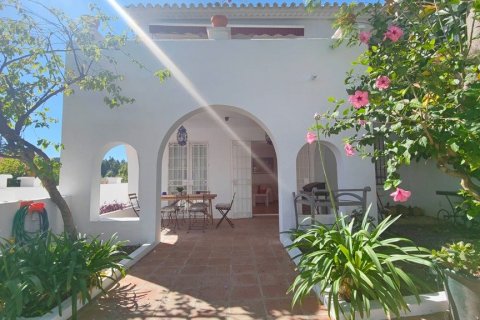 House for sale in Marbella, Malaga, Spain 4 bedrooms, 265 sq.m. No. 62053 - photo 2