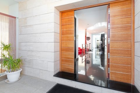 Villa for sale Conil de la Frontera, Cadiz, Spain 6 bedrooms, 671.63 sq.m. No. 62355 - photo 17