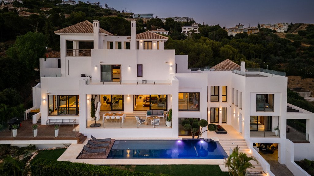 Villa i Marbella, Malaga, Spanien 5 sovrum, 860 kvm. Nr. 62172