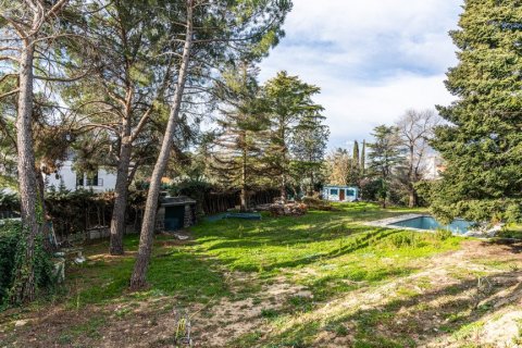 Villa for sale in Villafranca Del Castillo, Madrid, Spain 6 bedrooms, 600 sq.m. No. 62897 - photo 29