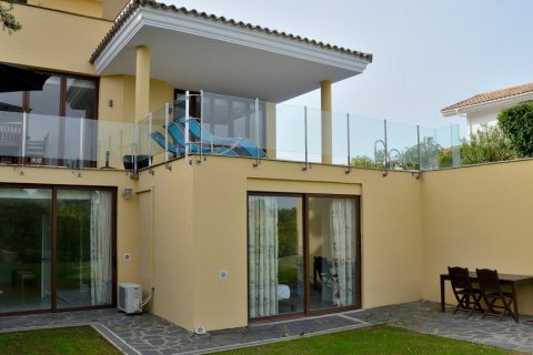 Villa for sale in Jerez de la Frontera, Cadiz, Spain 5 bedrooms, 354 sq.m. No. 3289 - photo 3