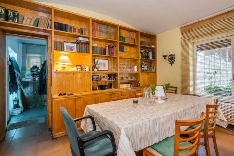 Villa for sale in Galapagar, Madrid, Spain 3 bedrooms, 280 sq.m. No. 62326 - photo 5