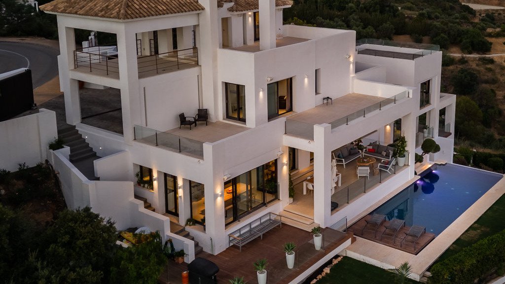 Villa i Marbella, Malaga, Spanien 5 sovrum, 860 kvm. Nr. 62172