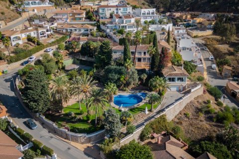 Villa for sale in Torre de Benagalbon, Malaga, Spain 8 bedrooms, 683 sq.m. No. 62296 - photo 2