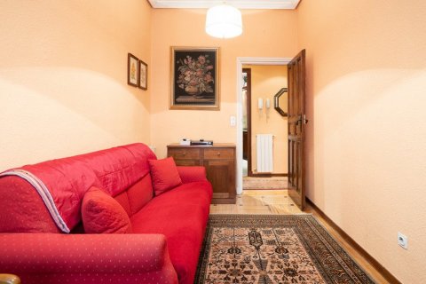 Apartment for sale in Madrid, Spain 4 bedrooms, 163 sq.m. No. 61070 - photo 30