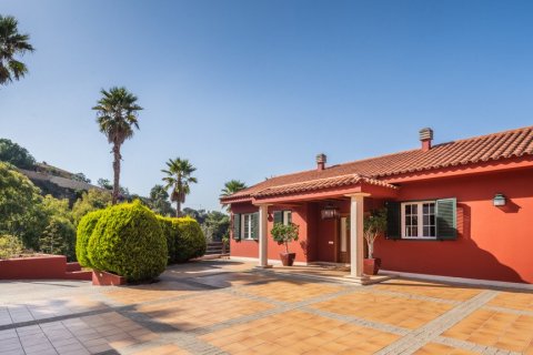 Villa for sale in Las Palmas De Gran Canaria, Gran Canaria, Spain 5 bedrooms, 519.9 sq.m. No. 62015 - photo 3