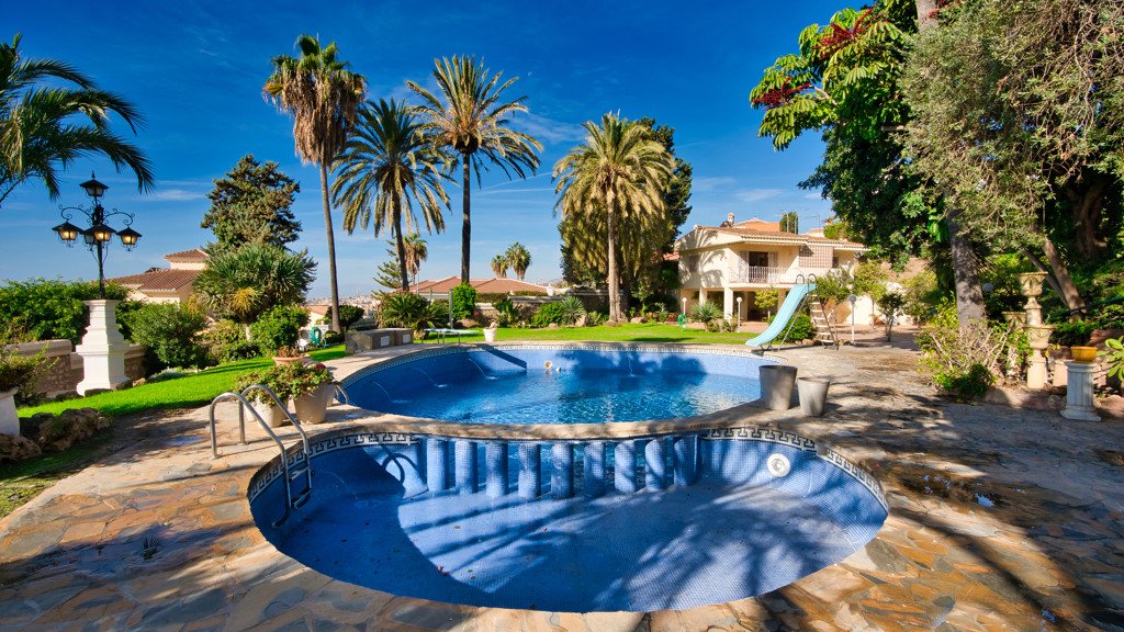 Villa a Torre de Benagalbon, Malaga, Spagna 8 camere da letto, 683 mq. N° 62296