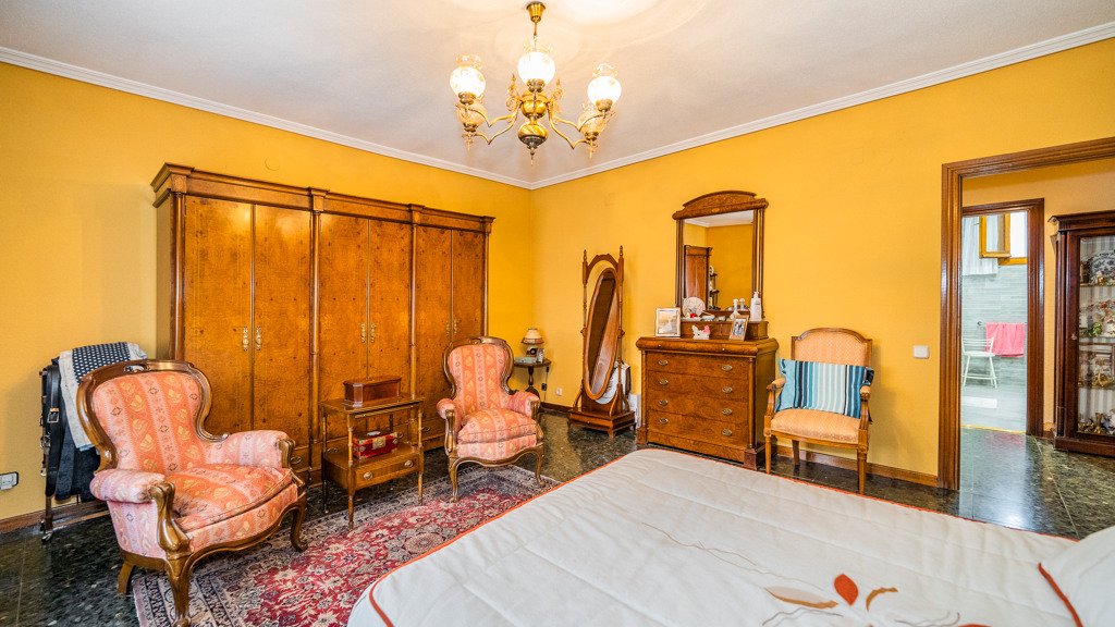 Villa Santo Domingo, Madrid, Spānijā 5 istabas, 337 m2 Nr. 62135