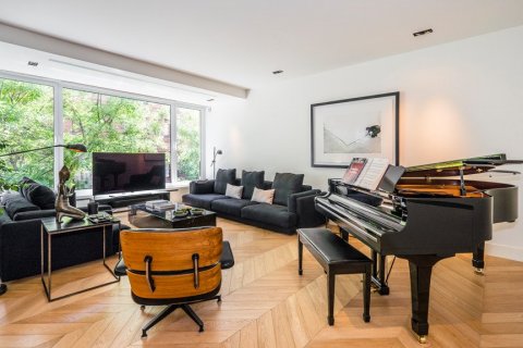 Apartment for sale Madrid, Spain 5 bedrooms, 408 sq.m. No. 61266 - photo 2