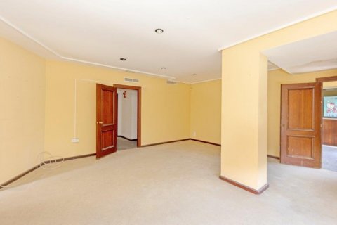 Apartment for sale in Cadiz, Spain 6 bedrooms, 304 sq.m. No. 60939 - photo 21