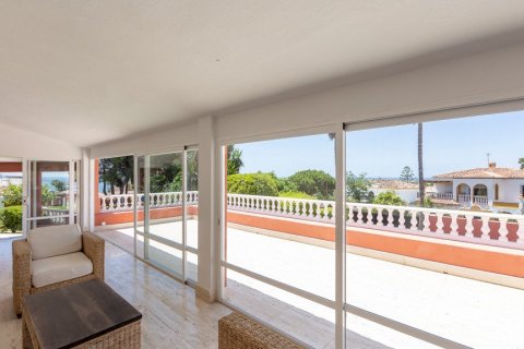 Villa for sale in Estepona, Malaga, Spain 6 bedrooms, 594.55 sq.m. No. 3615 - photo 19