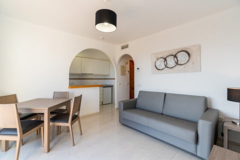 Bungalow for sale in Calpe, Alicante, Spain 1 bedroom, 78 sq.m. No. 60771 - photo 10