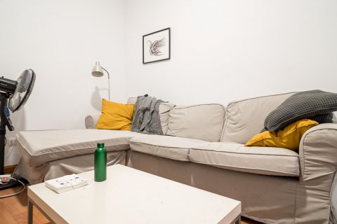 Apartment for sale in Madrid, Spain 1 bedroom, 46 sq.m. No. 61431 - photo 26