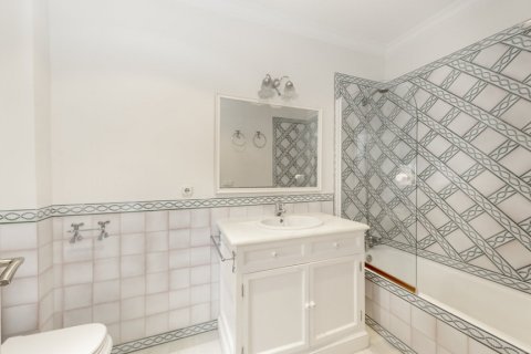 Apartment for sale in Jerez de la Frontera, Cadiz, Spain 5 bedrooms, 430 sq.m. No. 61618 - photo 23