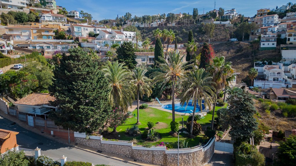 Villa a Torre de Benagalbon, Malaga, Spagna 8 camere da letto, 683 mq. N° 62296