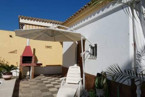 Villa for sale in El Santiscal, Cadiz, Spain 5 bedrooms, 160 sq.m. No. 3406 - photo 7