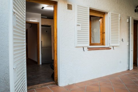 Townhouse for sale in Madrid, Spain 5 bedrooms, 205 sq.m. No. 62068 - photo 10