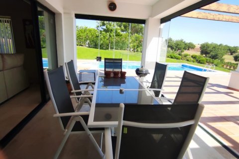 Villa for sale in Cadiz, Spain 6 bedrooms, 435 sq.m. No. 61980 - photo 13