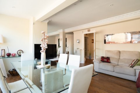 Penthouse for sale in Madrid, Spain 4 bedrooms, 173 sq.m. No. 61005 - photo 11