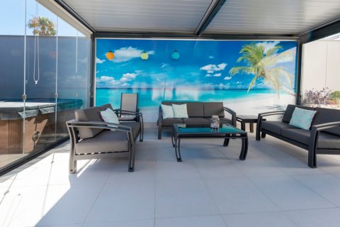 Villa for sale Conil de la Frontera, Cadiz, Spain 6 bedrooms, 671.63 sq.m. No. 62355 - photo 3