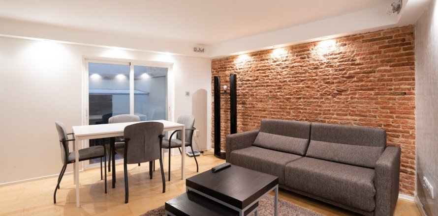 Apartment in Madrid, Spain 2 bedrooms, 52 sq.m. No. 62504