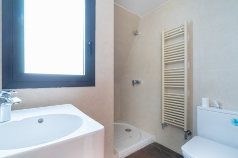 Triplex for sale in Madrid, Spain 5 bedrooms, 486 sq.m. No. 2388 - photo 25