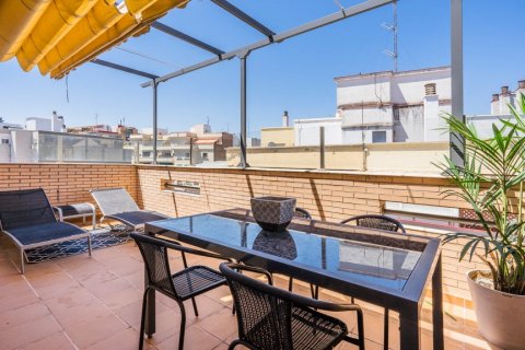 Penthouse for sale in Madrid, Spain 2 bedrooms, 100 sq.m. No. 61232 - photo 24