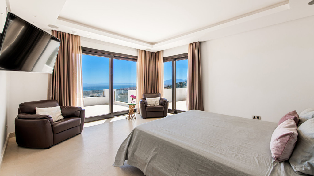 Villa i Marbella, Malaga, Spanien 5 sovrum, 860 kvm. Nr. 62172