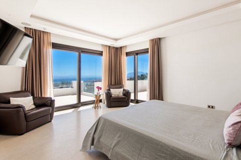 Villa for sale in Marbella, Malaga, Spain 5 bedrooms, 860 sq.m. No. 62172 - photo 26