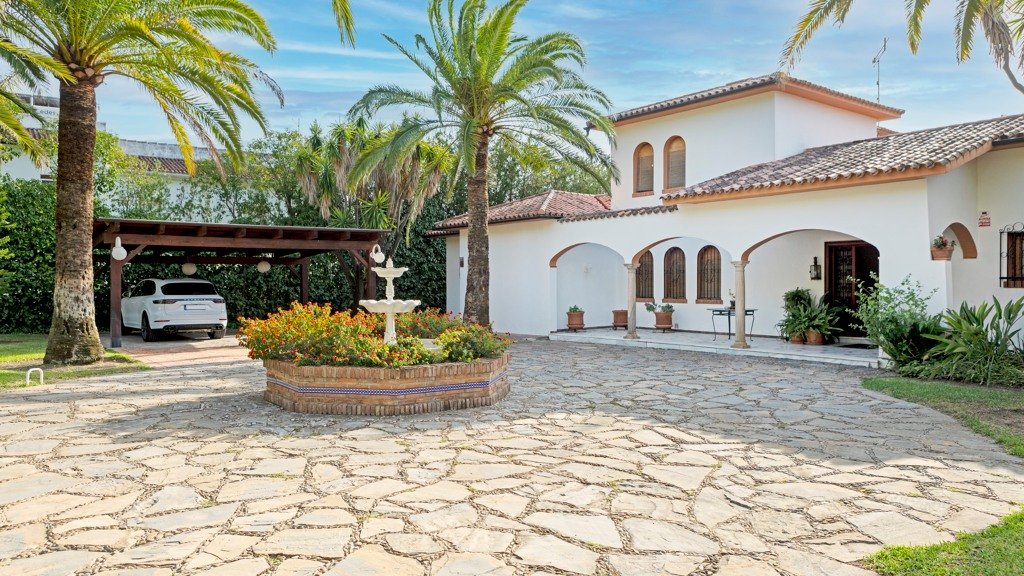 Villa in El Bosque, Cadiz, Spanien 5 Schlafzimmer, 320 m2 Nr. 3256