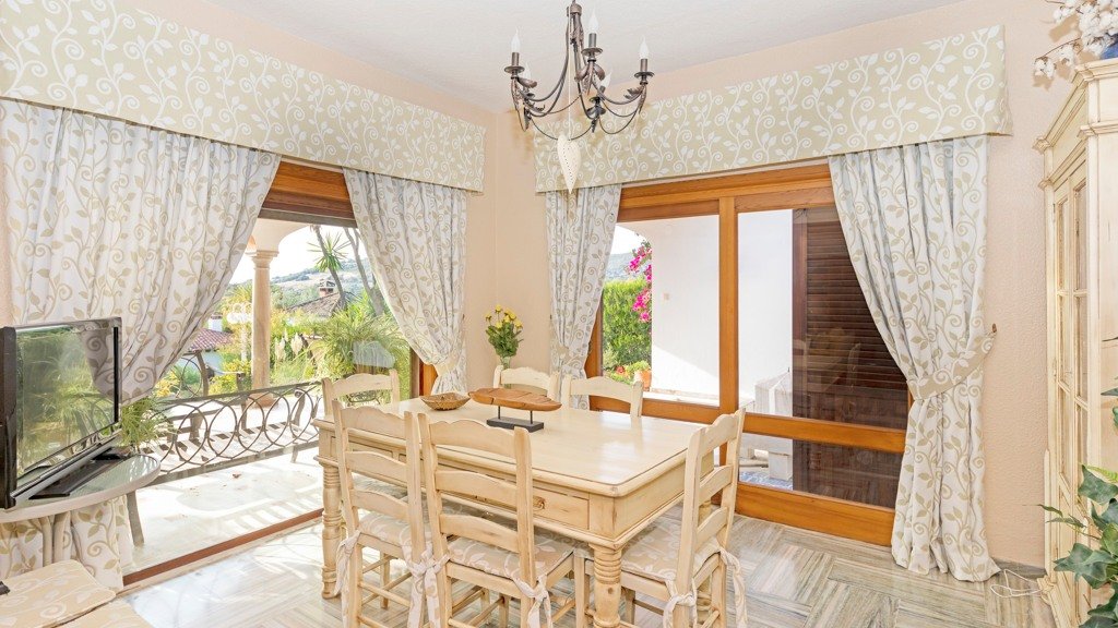 Villa in El Bosque, Cadiz, Spanien 5 Schlafzimmer, 320 m2 Nr. 3256