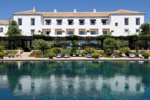 Villa for sale in Casares, A Coruna, Spain 5 bedrooms, 601 sq.m. No. 3209 - photo 10