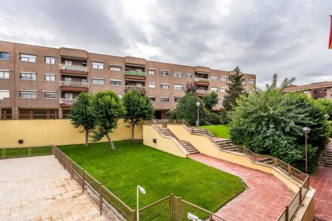 Apartment for sale in Pozuelo de Alarcon, Madrid, Spain 4 bedrooms, 201 sq.m. No. 61386 - photo 18