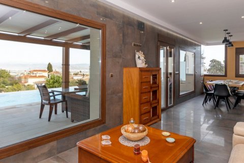 Villa for sale in Alhaurin de la Torre, Malaga, Spain 4 bedrooms, 400 sq.m. No. 3714 - photo 29