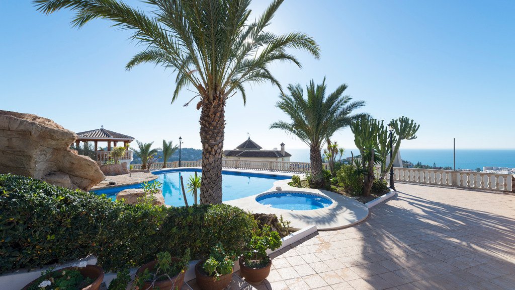 Villa in Malaga, Spanien 6 Schlafzimmer, 2148 m2 Nr. 3651