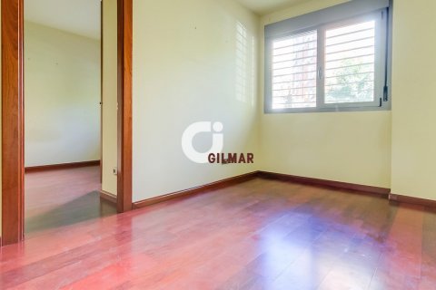 Apartment for sale in Madrid, Spain 1 bedroom, 74 sq.m. No. 2909 - photo 3