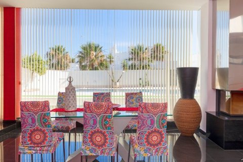 Villa for sale Conil de la Frontera, Cadiz, Spain 6 bedrooms, 671.63 sq.m. No. 62355 - photo 5