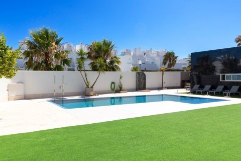 Villa for sale Conil de la Frontera, Cadiz, Spain 6 bedrooms, 671.63 sq.m. No. 62355 - photo 2