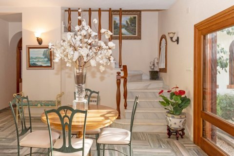 Villa for sale in El Bosque, Murcia, Spain 5 bedrooms, 320 sq.m. No. 3256 - photo 4