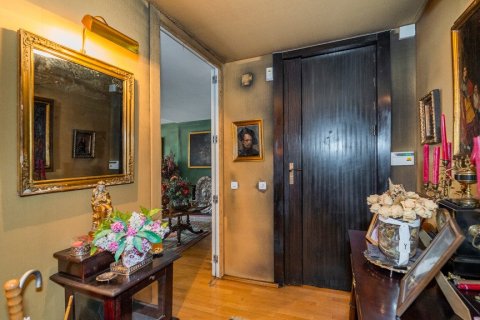 Apartment for sale in Madrid, Spain 5 bedrooms, 407 sq.m. No. 60991 - photo 20