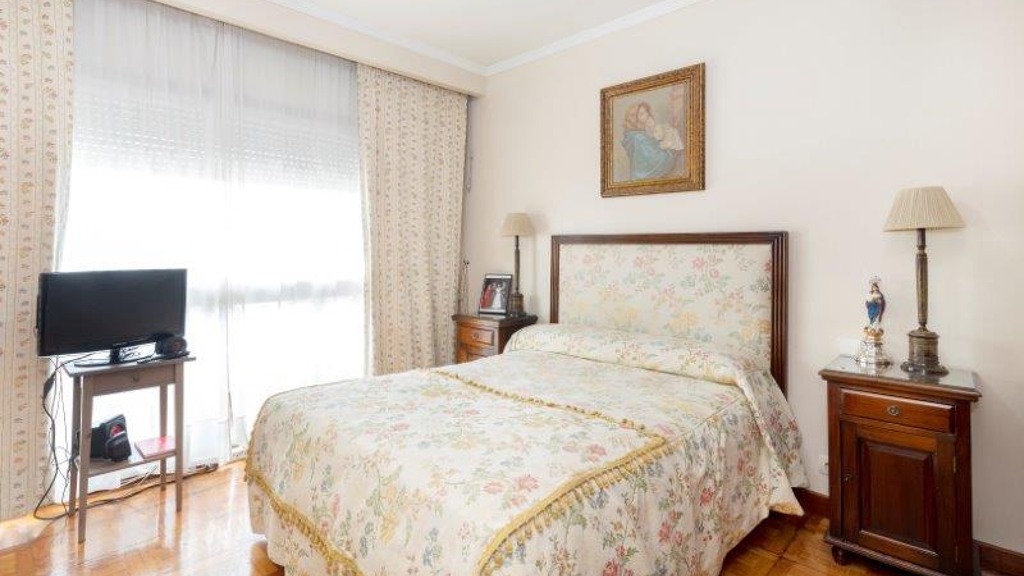 Dzīvoklis Jerez de la Frontera, Cadiz, Spānijā 4 istabas, 371.15 m2 Nr. 61015